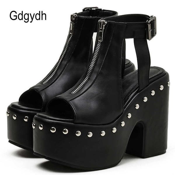 Sandales Gdgydh plate-forme chaussures à talons hauts femmes Bucke sangle bout ouvert chaud INS Punk Cool gothique femmes sandales évider talon épais Z0306