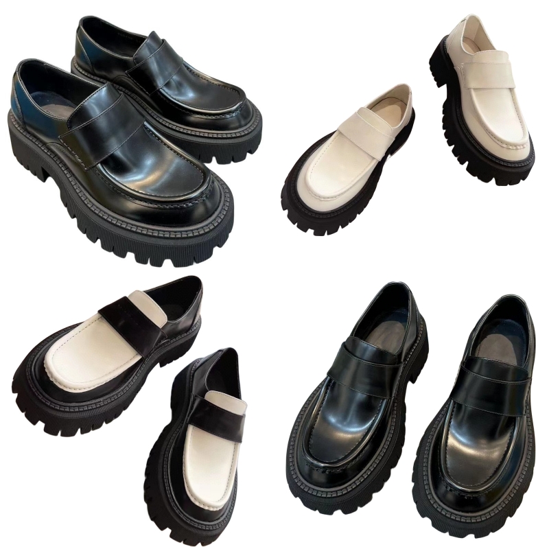 Sandaler äkta läderdesigner skor lyxiga modeplattform skor glid på kvinnor skor chunky hälen kvadrat tår skor utomhus bekväma icke -slip skor brev