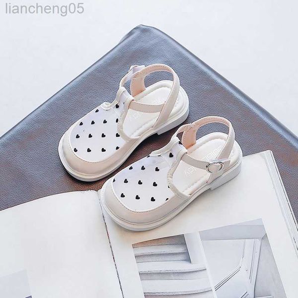 Sandalias Niñas Niños Sandalias transpirables Dedos cubiertos 2022 Nuevo verano Linda princesa Todo fósforo Moda para niños Estampados beige Zapatos hermosos W0327