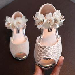 Sandales filles fleur chaussures talon bas fleur robe de soirée de mariage pompe chaussures princesse chaussures pour enfants tout-petit 230617