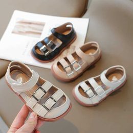 Sandals Girls Half 2024 Spring Summer Fashion Shoes New Kids Shoe With Metal Heblas Corte-Souts Aprendible Popular Soft H240504 3LSS