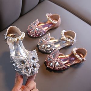 Sandalen Girls Princess Shoes Butterfly-Knot Children Glitter Crystal Shoes Kids Flats For Wedding Party Summer Herfst Sandals 21-36 230316