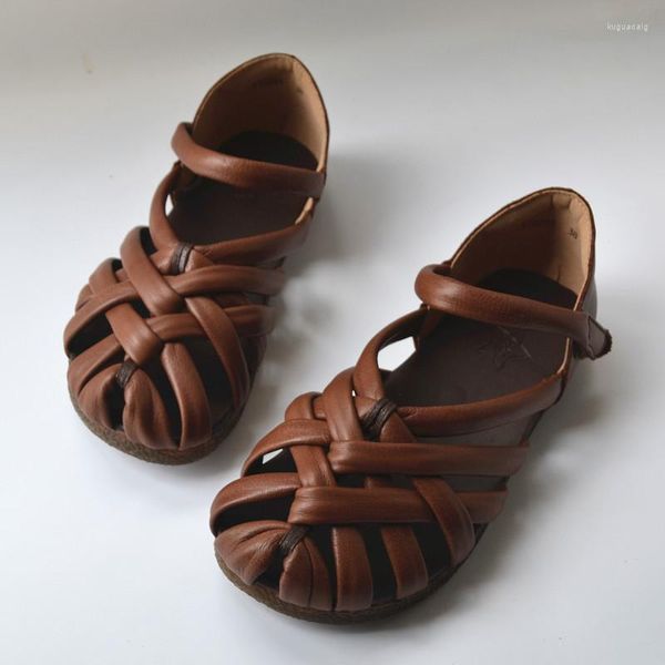 Sandales en cuir de vachette tissé à la main creuses pour femmes en cuir rétro chaussures littéraires d'été commerce extérieur mère et grand-mère