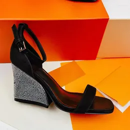 Sandales talons hauts Crystal Diamonds Designer authentique glissement en cuir sur la mode dames mules chaussures habit