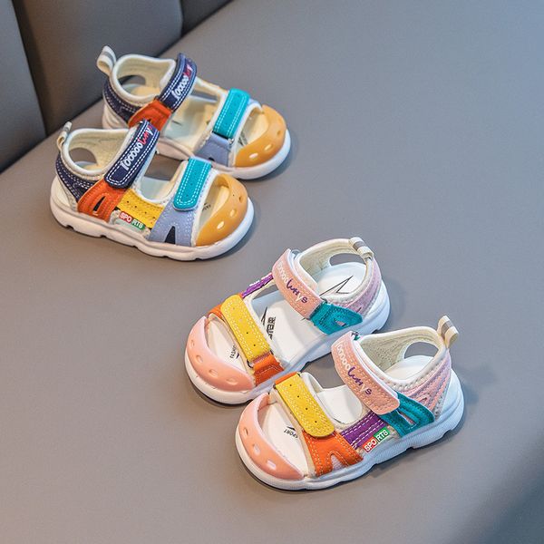 Sandales de haute qualité bébé filles plage été enfant en bas âge couvre-chaussures pour enfants orteil première étape semelle souple garçons plage chaussure dessin animé conception 230613