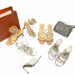 2022 Sandales Designer Luxe Femmes Mode Pendentif Talons En Caoutchouc Sandale De Mariage Chaussures De Travail 8cm
