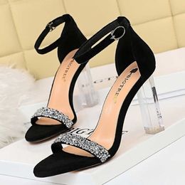Sandalen High Summer Crystal Bling Women 9,5 cm 2021 Sier Black Heels Suede Pumps Lady Plus Maat 43 Wedding Bridal Shoes T230103 735