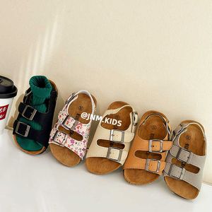 Sandalen ins Koreaanse kinderen kurk sandalen zomer meisjes bokken schoenen jongens casual open-teen strand 3 baby H240513