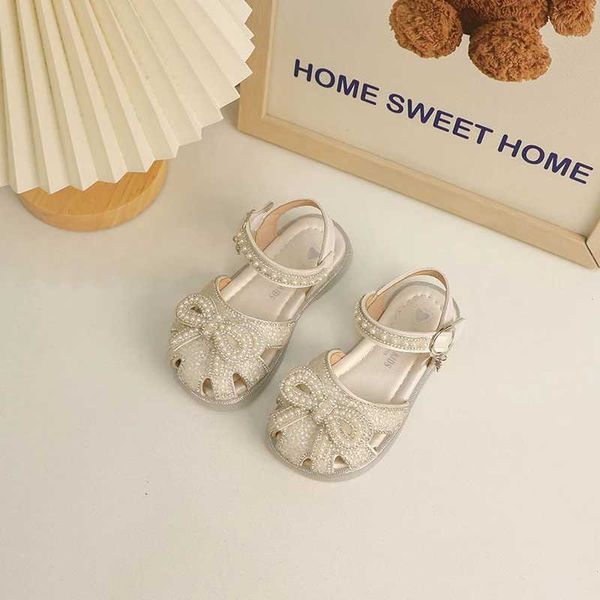 Sandales Kids High Heels Girls Summer Princesse Sandales Fashion Butterfly Sequins Girls Crystal Shoes Birthday Wedding Party Casual Chores