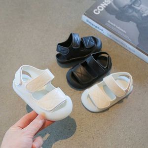 Sandalen Kinderen Sandalen Kinderen Zomerstrandschoenen voor jongensmeisjes Peuters Little Boy Sandals mode 2023 Nieuwe tenen-bedekte anti-kick zachte AA230518