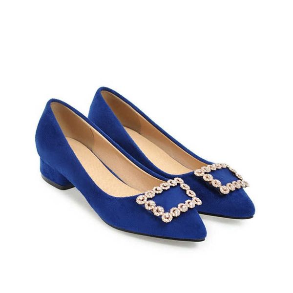 Sandalias Dama 3 cm Tacones bajos Cómodos zapatos con botones de cristal Bling Flock Shoes Pie descalzo Nuevo en 2023 Punta puntiaguda 43-34 Azul Oro Plata 28 G230211