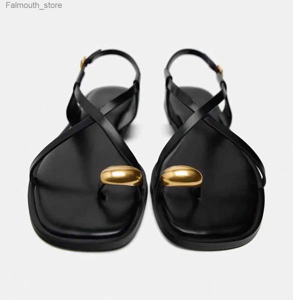 Sandals loisir métal boucle automne sandale femme été nouvelle boucle de chaussures de mode boucle plate chaussure noire carrée ouverte Q240419