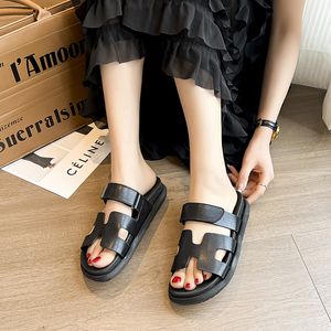 Sandalen Luxe Echt LeatherCouple Flat Bottom Womens Leisure Vakantie Slippers Heren Romeinse Zomer Open Teen Wandelschoenen 230712