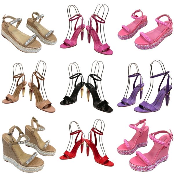 Sandales rouges chaussures de luxe super talons hauts chaussures à plate-forme à rivets pour femmes chaussures de créateur de mode sexy sangles arrière chaussures pour femmes talon épais chaussures de fête en cuir véritable