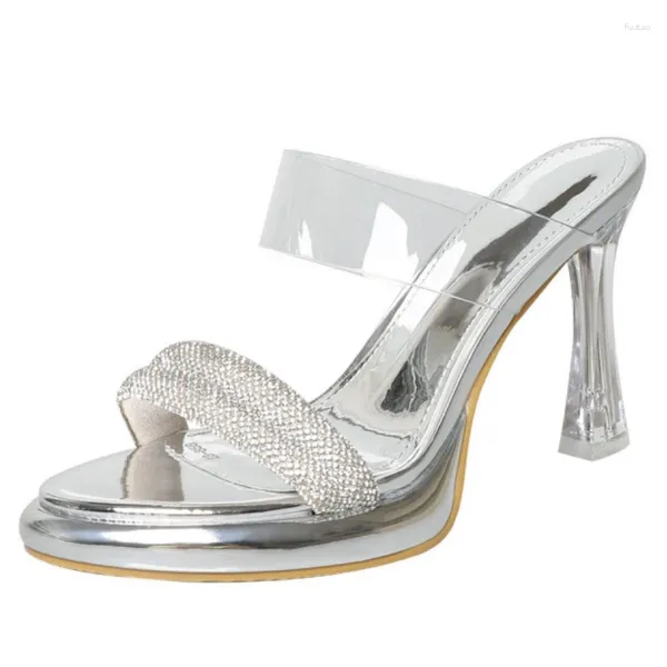 Sandalias de lujo con diamantes de imitación de PVC para mujer, puntiagudas, banda transparente, tacones finos, resbalón en Bling, zapatos sexys para fiesta y boda