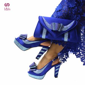 Sandals Magazine Italiaanse damesschoenen en tassen Set in Royal Blue Color Slingbacks Super High Heels Sandals 230309
