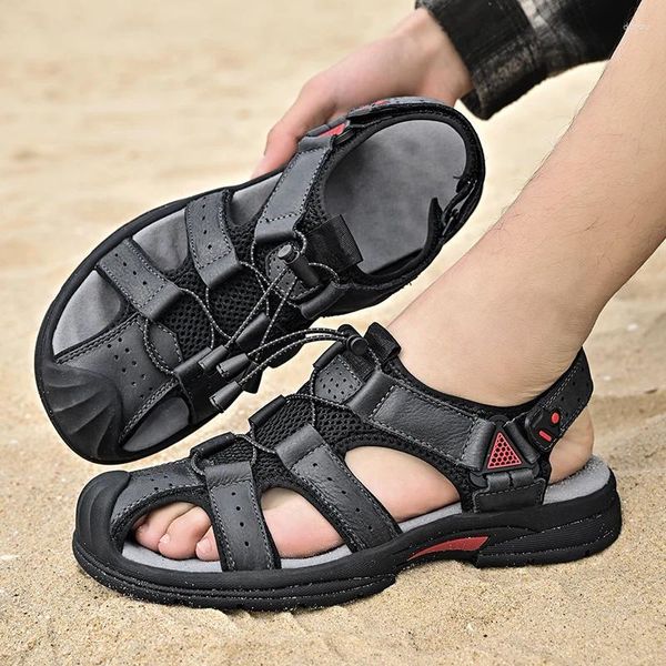 Sandalias Hombres de cuero genuino Classic Cálmes cómodos zapatos de verano Comfort Beach Waching Foot Winking 123 461