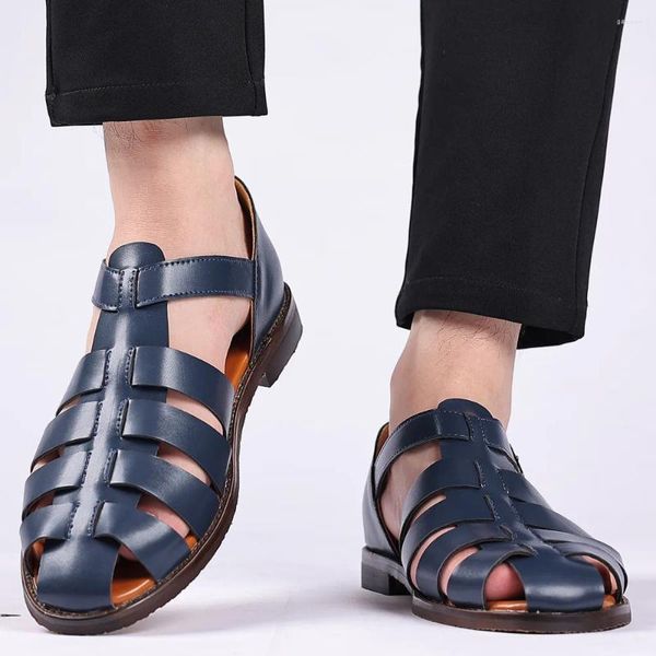 Sandalias Zapatos de cuero genuino para hombres Pisos para hombres Calzado transpirable Hombre formal Suave ahueca hacia fuera