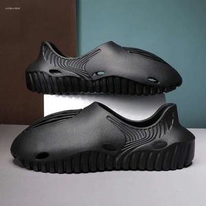 Sandals Men's S Toe Paltform 2024 Summer Light Roft Sole Eva Brewable Slides Chaussures For Men Outdoor Sandale décontractée Outdoor Sandale Calcules Cloed 93C CAUAL NON-LIP