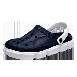 Sandales pour hommes sandales été trou chaussures Crok caoutchouc EVA jeunesse jardin chaussures bleu plage fond plat garçons sandales pantoufles 230712