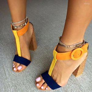 Sandales Minan Ser Talons épais de 10,5 cm pour femmes et tricolore avec des pieds boutonnés nus sexy et élégants