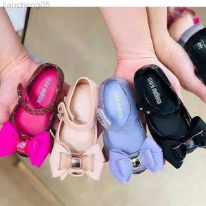 Sandals mini retro design zomer sandalen meisje mode pvc bowknot jelly schoenen kinderen klassieke prinses lente jurk schoenen hmi105 w0327