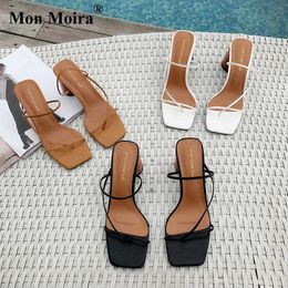 Sandalen Monmoira Wood Chunky Heel Dames Sandalen Zomer 2022 Vierkante teen Narrow band Zwart Hoge Heelpompen Dames Flip Flops G230211