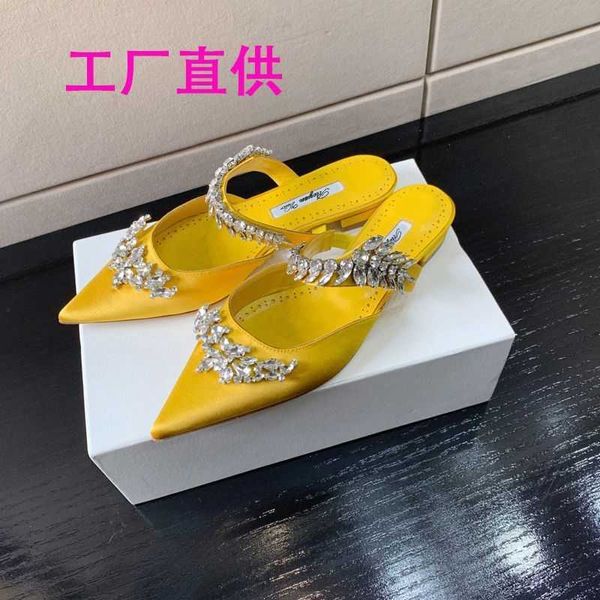 Sandales Mueller chaussures à haute valeur de beauté style étranger oreille de blé perceuse à eau bout pointu talon bas ultra-doux visage en soie pantoufles à bout plat