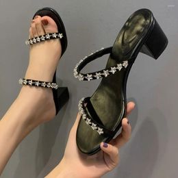 Sandales Net célébrité Slingback étoile bande de cristal femmes épais talons hauts chaussures Rome sans lacet bout ouvert Femmes Sandales 2023