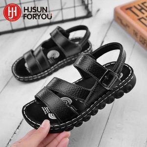 Sandalen Nieuwe 2024 Zomer Kindersandalen Mode Sportschoenen Lichtgewicht Antislip Zachte Zool PU Leer Comfortabele Schoenen voor Jongens J240228