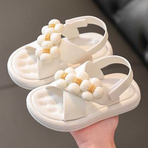 Sandalen Nieuwe meisjessandalen Peutersandalen Zomermode Kinderen Baby Meisjes Grote parel Prinsessandalen voor kleine grote meisjesschoenen 2-9 jaar