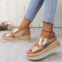 Sandalias Nueva plataforma Zapatos para mujer 2023 Verano Nuevo Peep Toe Zapatos de cuña para mujer Cannabis al aire libre Zapatos casuales ligeros para mujer Zapatos J240224