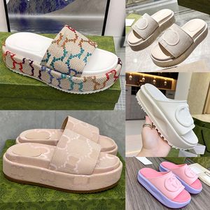 Sandalias Nuevas zapatillas de estilo Sliders Macaron de fondo grueso Bottom Bottle Ins sin deslizamiento de fondo suave Fashion G House de lujo Sluper Sluper Women Wear Flip-Flops