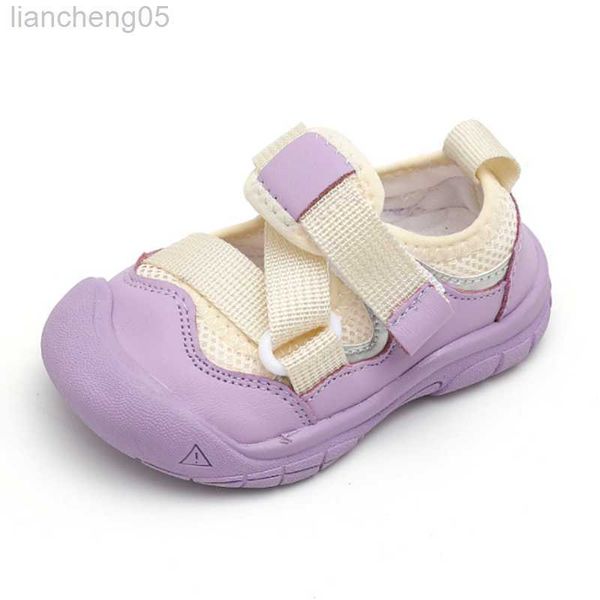 Sandalias Nuevas sandalias de verano para bebés, zapatos transpirables de malla para niños pequeños, zapatos deportivos con punta cerrada, suela de goma, zapatos infantiles para niños, playa W0217