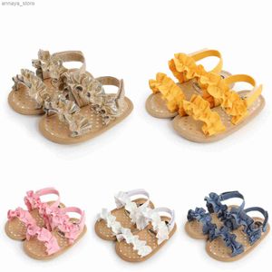 Sandals nouveau-né bébé fille sandales mignon d'été doux semelle plate chaussures chaussures bébé anti-glissement premier pas walkerl240429