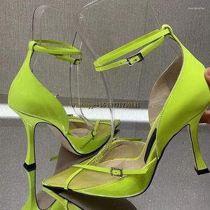 Sandales pointues boucle Stiletto un mot sangle sandale 2023 été vert noir rouge mode sexy talons hauts chaussures creuses pour les femmes