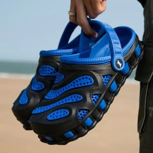 Sandals Qmaigie Sandalen voor mannen 2023 Fashion Summer Luxe Designer Rubberen Garden Clogs Men Outdoor Beach Flat Sandals Slippers Blauw