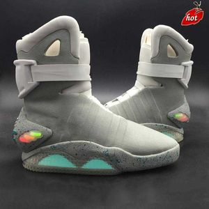 Sandalen Sandalen Kwaliteit Air Top Mag Terug naar de toekomst Marty McFly's LED-basketbalschoenen Glow In The Dark Verlichting Grijs Marty McFlys Mags Boots Maat 7-12