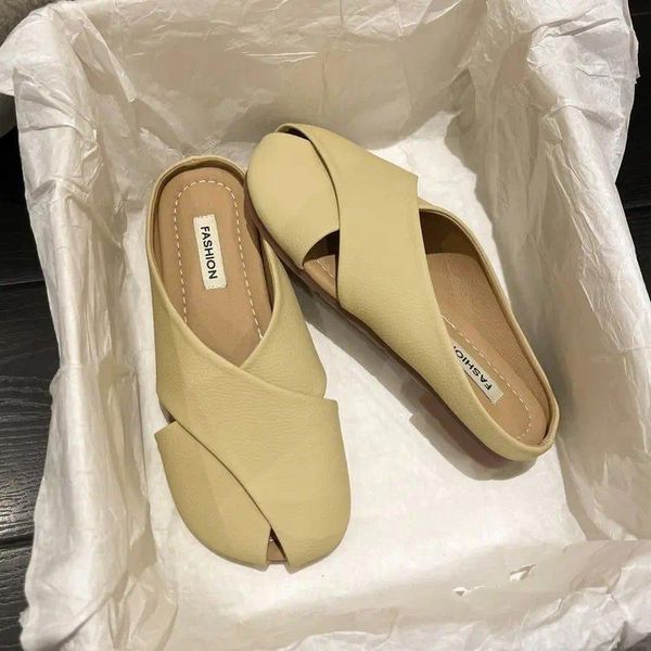 Sandalias Real Bag Soft Bag Head Media zapatillas Mujeres Usar 2023 Mueller de verano ¡Plazo de cuero pequeño de verano Mueller