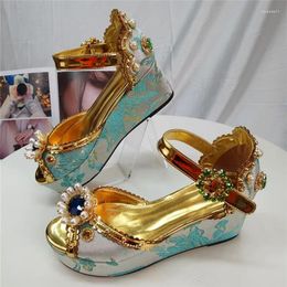 Sandales Rhinester Gem Flower Design Chaussures compensées pour femmes Bout rond Augmenter la plate-forme Talon haut Talons de fête de mode