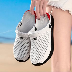 Sandales sandales pour femmes hommes respirant chaussures de plage mode jardin sabot Aqua chaussures Trekking Wading taille 36-45 230724