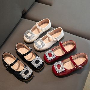 Sandalen Sepatu Anak Perempuan Mary Janes Musim Semi Mewah Kulit Paten Sepatu Putri Pernikahan Lembut 26 36 Panas Untuk 230516