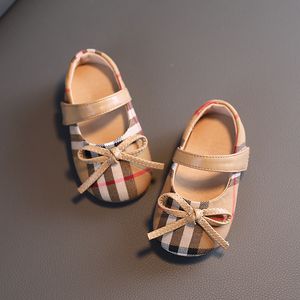 Sandalen Sepatu Putri Musim Dingin Bayi Balita Soft Solar Anak Perempuan Pelat Kain Tunggal 0 3 Tahun Sandal Busur 230516
