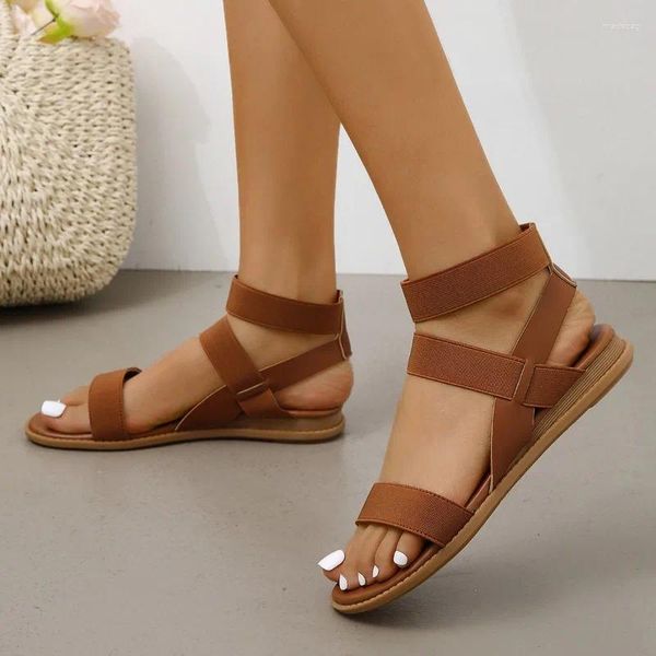 Sandals zapatos femenino 2024 Gladiador de alta calidad Summer de verano Retro Daily Women Peep Toe Flat