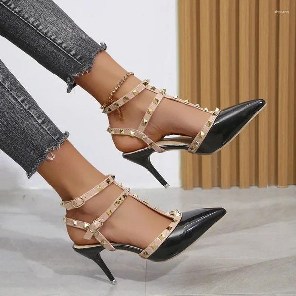 Sandales Chaussures Femme 2024 Été Dames Talons Hauts Rivet Femelle Bout Pointu Pompes Pour Femmes Loisirs Zapatos Chaussure Femme Grande Taille 43