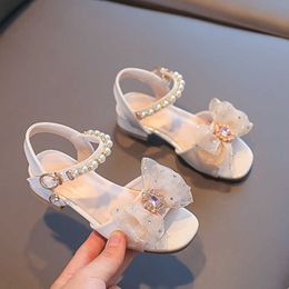 Sandalen Maat 2536 Kinder sandalen voor meisjesschoenen 2022 Zomer Lage hak Princess Romeinse schoenen BOEG Bright Diamond Red Black Beige Z0225