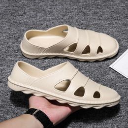 Sandales taille tongs homme à mâle Chaussur chaussures d'été pas cuir mocassins décontractés sandale hommes Runers Tennis esprit
