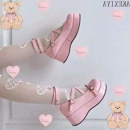 Sandales Taille Lolita Plus chaussures japonais Mary Jane Femmes coeur Buckle JK Lovely Girl Student Kawaii Sweet Waterpro 611