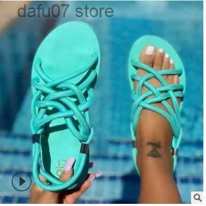 Sandales pantoufles 2021 été nouvelles chaussures pour femmes sandales à fond plat grandes pantoufles beachH240313