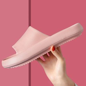 Sandalias Zapatillas de baño antideslizantes para uso doméstico Suela gruesa y suave para hombres y mujeres Suela gruesa para uso al aire libre